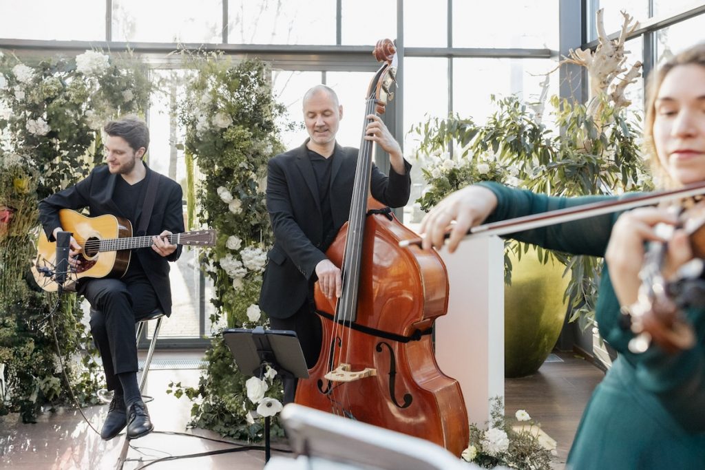 Quartett Musiker Bridgerton Hochzeit